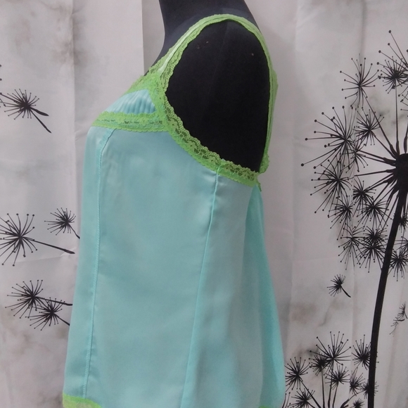 Old Navy Polyester Satin Cami - Picture 6 of 7